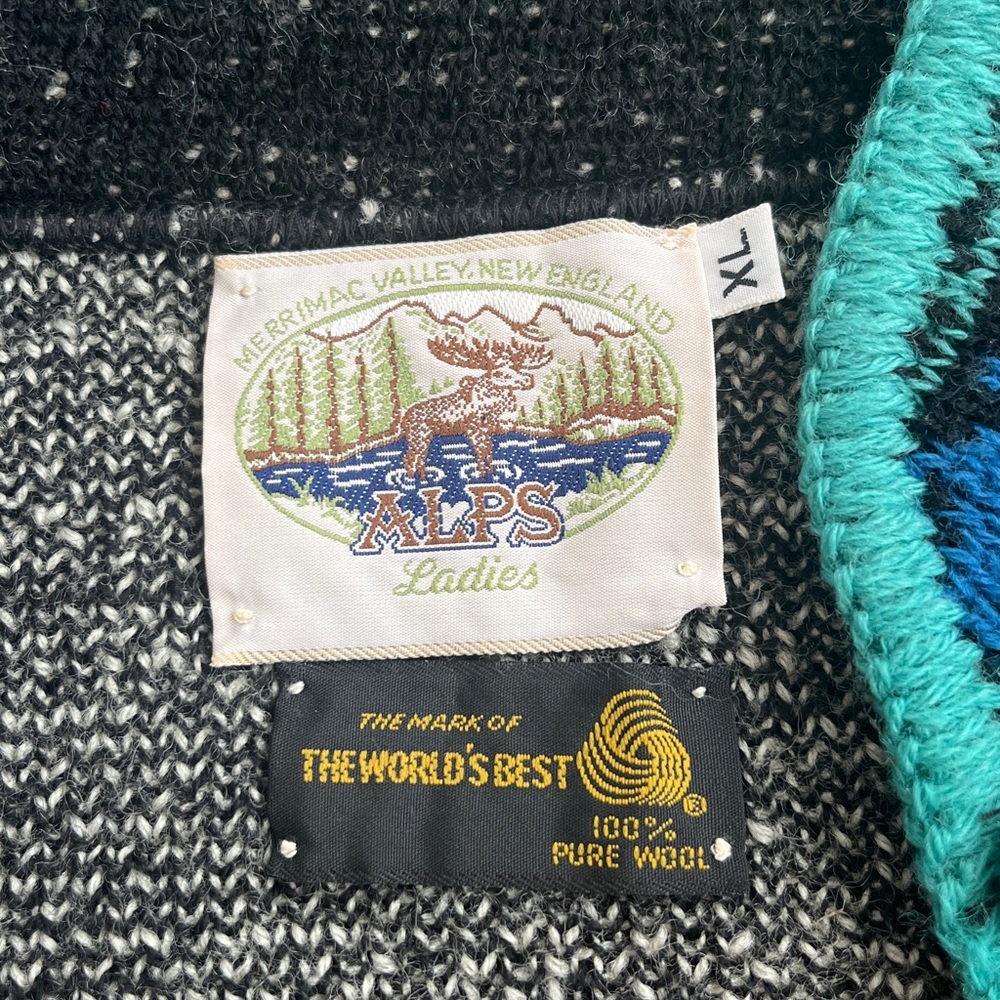 Vintage Wool Sweater Ski style - Picture 3 of 4